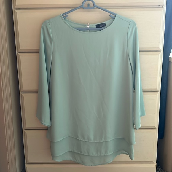 The Limited Pastel Green Blouse - Picture 1 of 3